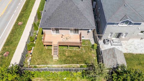 Photo 36 at 239 Country Lane, Painswick South, Barrie