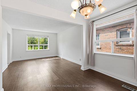 Photo 9 at 111 Wesley Street, Queensway, Toronto