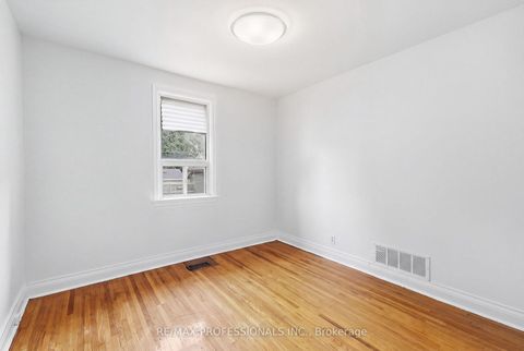 Photo 21 at 111 Wesley Street, Queensway, Toronto