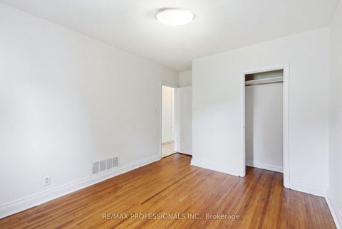 Photo 23 at 111 Wesley Street, Queensway, Toronto