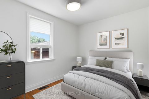 Photo 24 at 111 Wesley Street, Queensway, Toronto