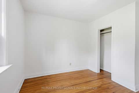 Photo 26 at 111 Wesley Street, Queensway, Toronto