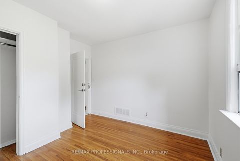 Photo 27 at 111 Wesley Street, Queensway, Toronto