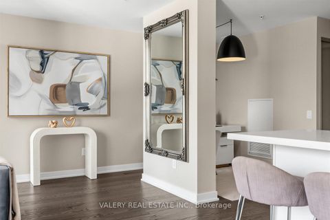 Photo 8 at 1022 - 629 King Street W, Waterfront Communities C1, Toronto