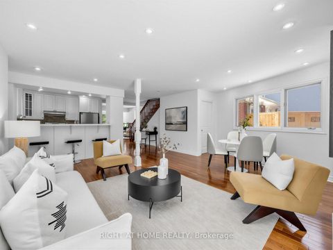 Photo 13 at 20 Kildonan Drive, Cliffside, Toronto