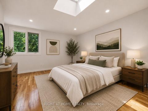 Photo 28 at 20 Kildonan Drive, Cliffside, Toronto