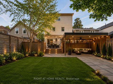 Photo 33 at 20 Kildonan Drive, Cliffside, Toronto