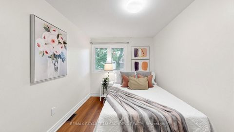 Photo 29 at 67 Rock Fernway, Don Valley Village, Toronto