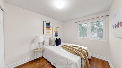 Photo 31 at 67 Rock Fernway, Don Valley Village, Toronto