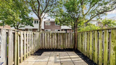 Photo 48 at 67 Rock Fernway, Don Valley Village, Toronto