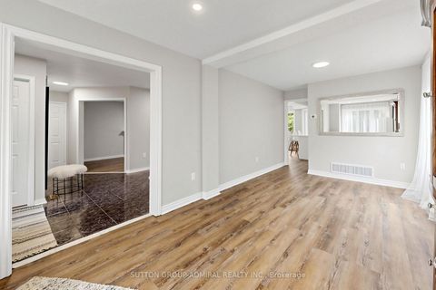 Photo 10 at 38 Felt Crescent, Bayshore, Barrie