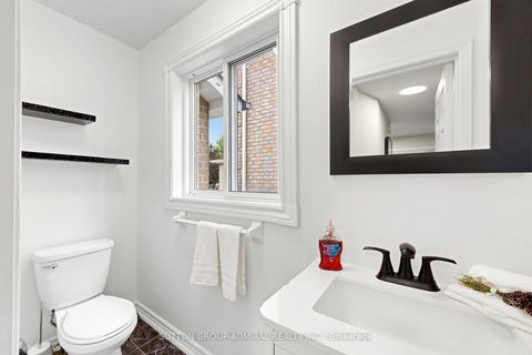 Photo 14 at 38 Felt Crescent, Bayshore, Barrie