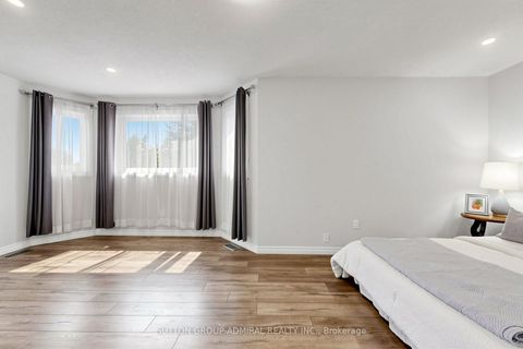 Photo 15 at 38 Felt Crescent, Bayshore, Barrie