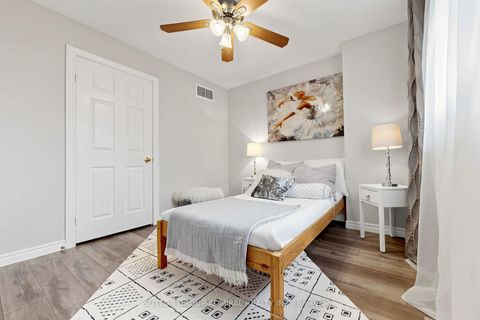 Photo 21 at 38 Felt Crescent, Bayshore, Barrie