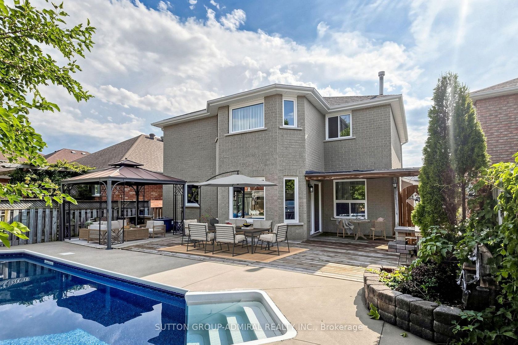 38 Felt Crescent, Bayshore, Barrie photo number 2