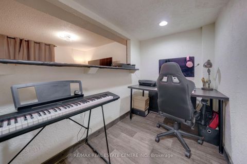 Photo 12 at 30 - 773 Military Trail, Morningside, Toronto