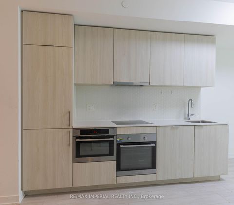 Photo 11 at 205 - 15 Queens Quay E, Waterfront Communities C8, Toronto