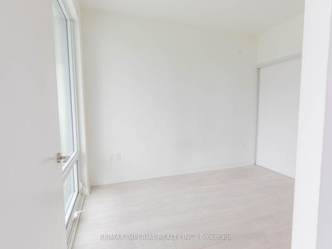 Photo 12 at 205 - 15 Queens Quay E, Waterfront Communities C8, Toronto