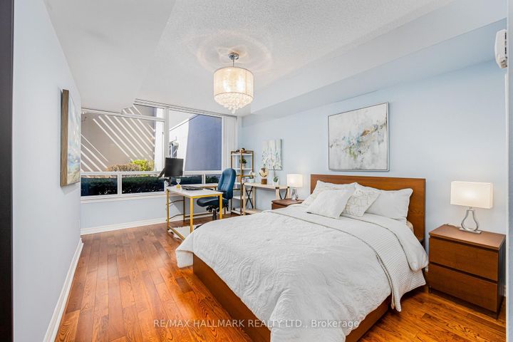 Photo 11 at 112 - 3 Rean Drive, Bayview Village, Toronto