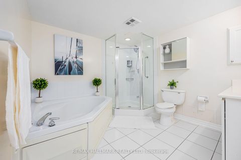 Photo 13 at 112 - 3 Rean Drive, Bayview Village, Toronto