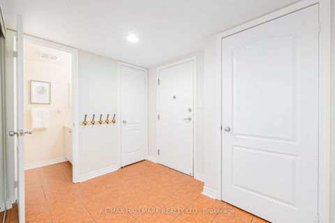 Photo 18 at 112 - 3 Rean Drive, Bayview Village, Toronto