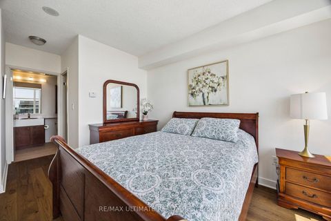 Photo 11 at 1812 - 35 Mariner Terrace, Waterfront Communities C1, Toronto