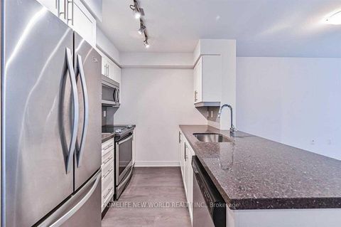 Photo 5 at 719 - 525 Adelaide Street W, Waterfront Communities C1, Toronto
