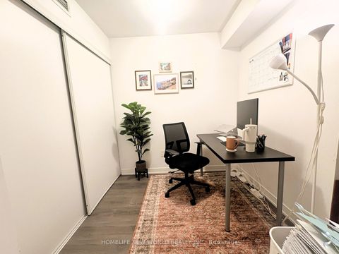 Photo 11 at 719 - 525 Adelaide Street W, Waterfront Communities C1, Toronto