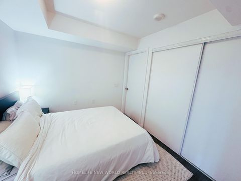 Photo 17 at 719 - 525 Adelaide Street W, Waterfront Communities C1, Toronto