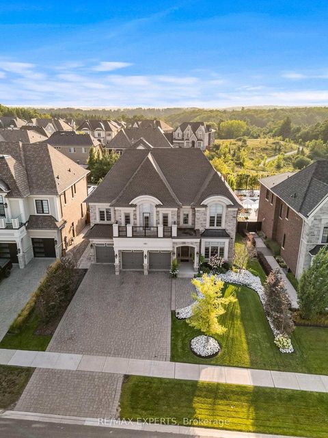Photo 3 at 98 Endless Circle, Kleinburg, Vaughan