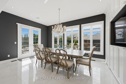 Photo 13 at 98 Endless Circle, Kleinburg, Vaughan