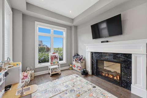 Photo 16 at 98 Endless Circle, Kleinburg, Vaughan