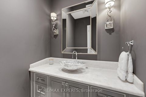 Photo 17 at 98 Endless Circle, Kleinburg, Vaughan