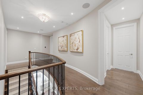 Photo 18 at 98 Endless Circle, Kleinburg, Vaughan