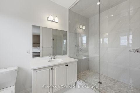 Photo 20 at 98 Endless Circle, Kleinburg, Vaughan