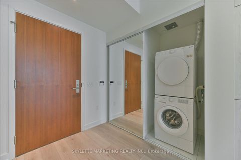 Photo 22 at 617 - 15 Queens Quay E, Waterfront Communities C8, Toronto