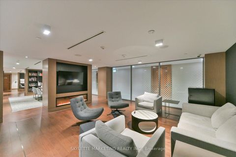 Photo 35 at 617 - 15 Queens Quay E, Waterfront Communities C8, Toronto