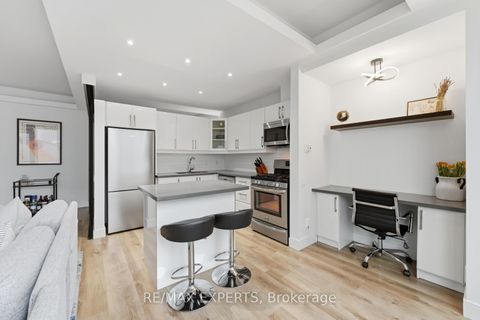 Photo 12 at 707 - 50 Camden Street, Waterfront Communities C1, Toronto
