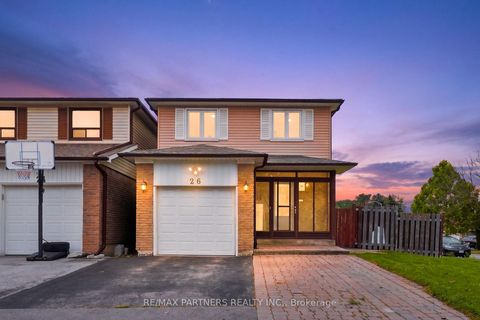 Photo 1 at 26 Blue Eagle Trail, Agincourt North, Toronto