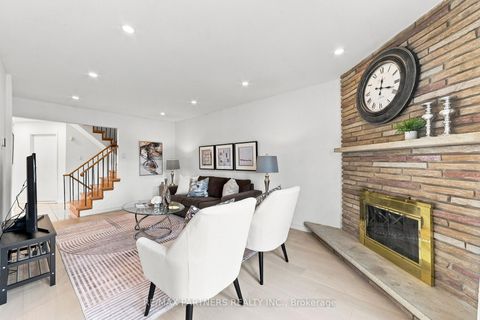 Photo 6 at 26 Blue Eagle Trail, Agincourt North, Toronto