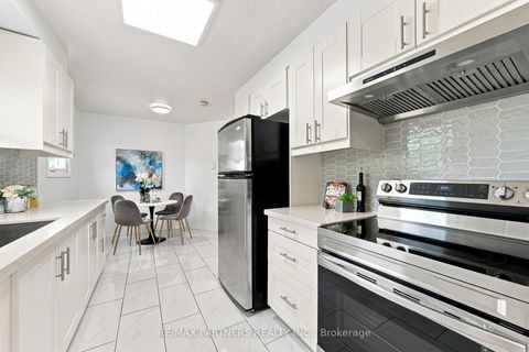 Photo 12 at 26 Blue Eagle Trail, Agincourt North, Toronto