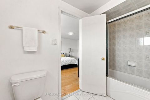 Photo 21 at 26 Blue Eagle Trail, Agincourt North, Toronto