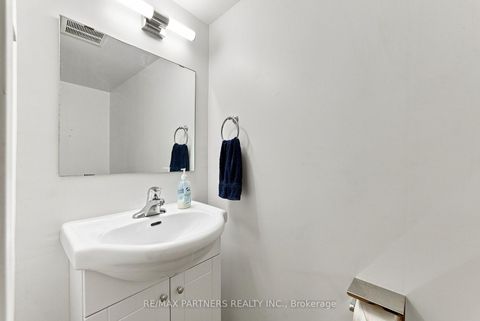 Photo 34 at 26 Blue Eagle Trail, Agincourt North, Toronto