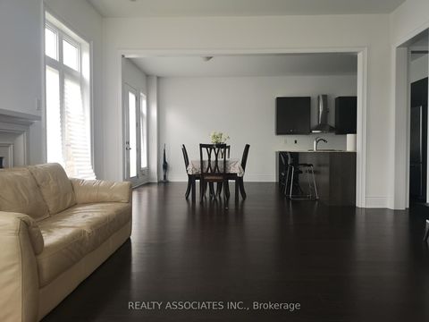Photo 8 at 241 Stormont Trail, Vellore Village, Vaughan