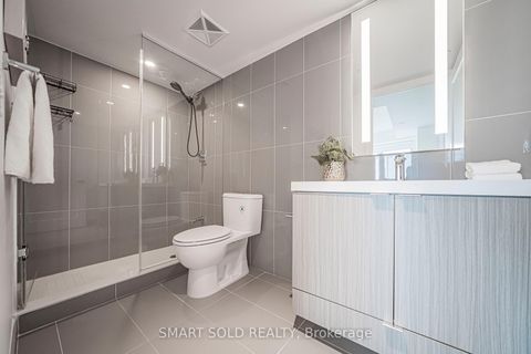 Photo 10 at 2017 - 585 Bloor Street E, North St. James Town, Toronto