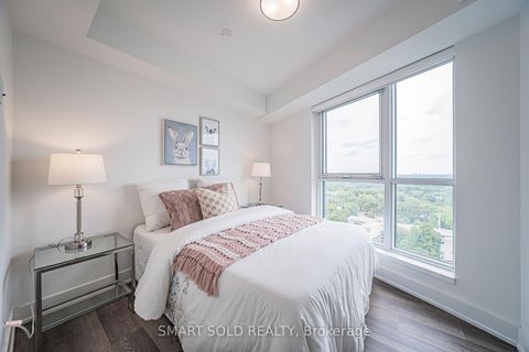 Photo 11 at 2017 - 585 Bloor Street E, North St. James Town, Toronto