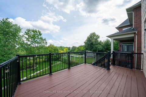 Photo 4 at 20 Gracedale Drive, Westbrook, Richmond Hill