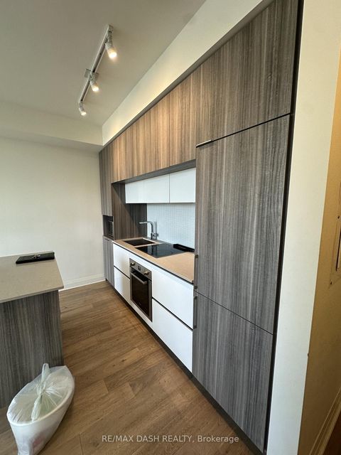 Photo 12 at 501 - 151 Avenue Road, Annex, Toronto
