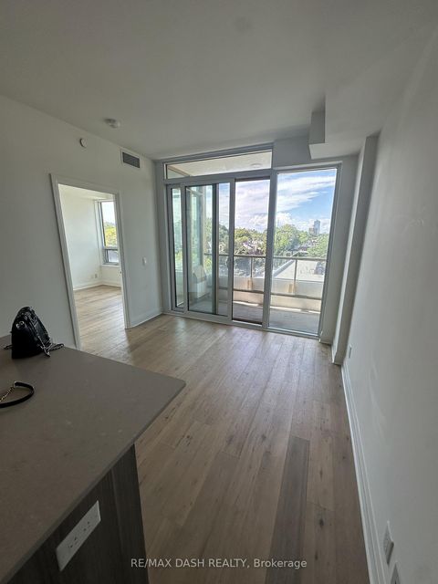 Photo 15 at 501 - 151 Avenue Road, Annex, Toronto