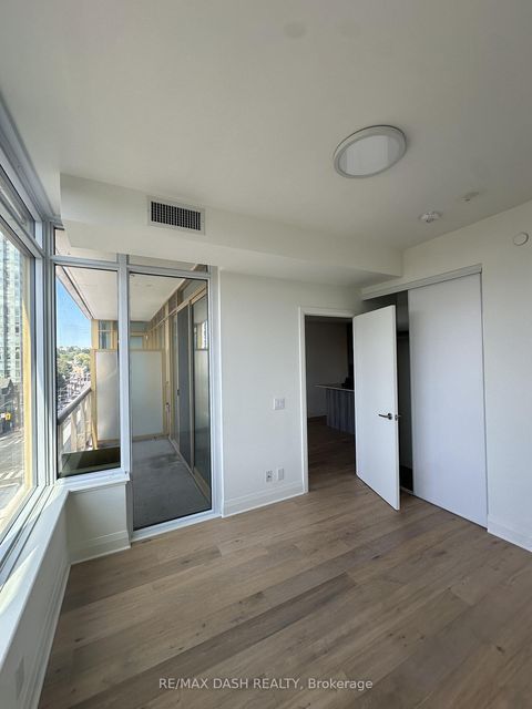 Photo 18 at 501 - 151 Avenue Road, Annex, Toronto